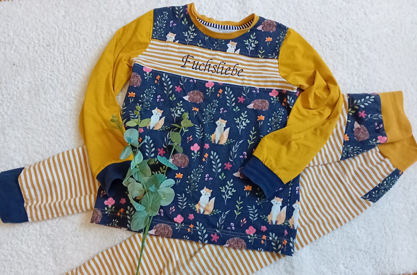 Schlafanzug Hose & Shirt