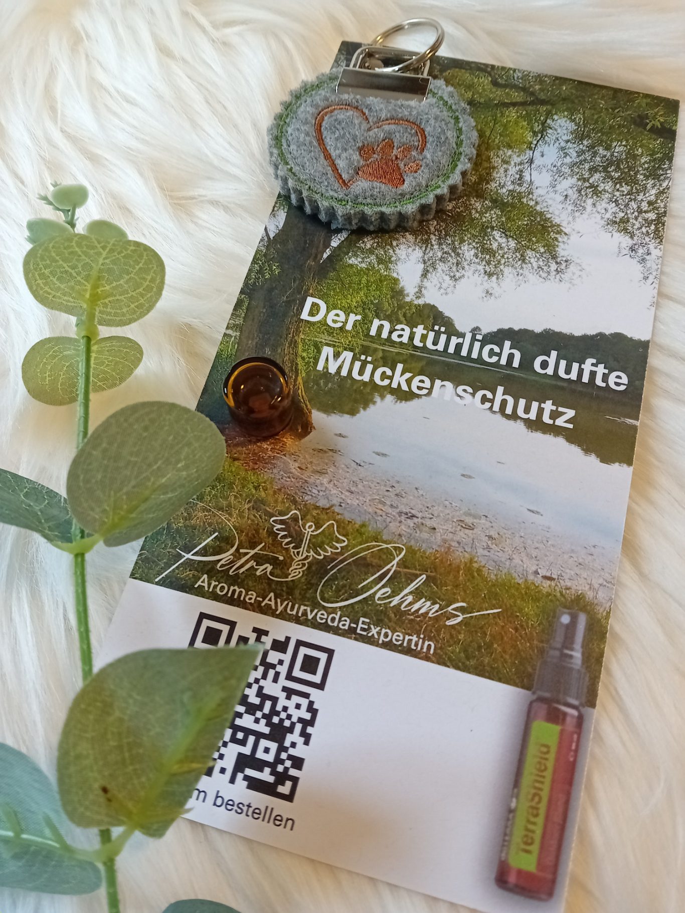 Hundeanhänger klein mit Zeckenschutz