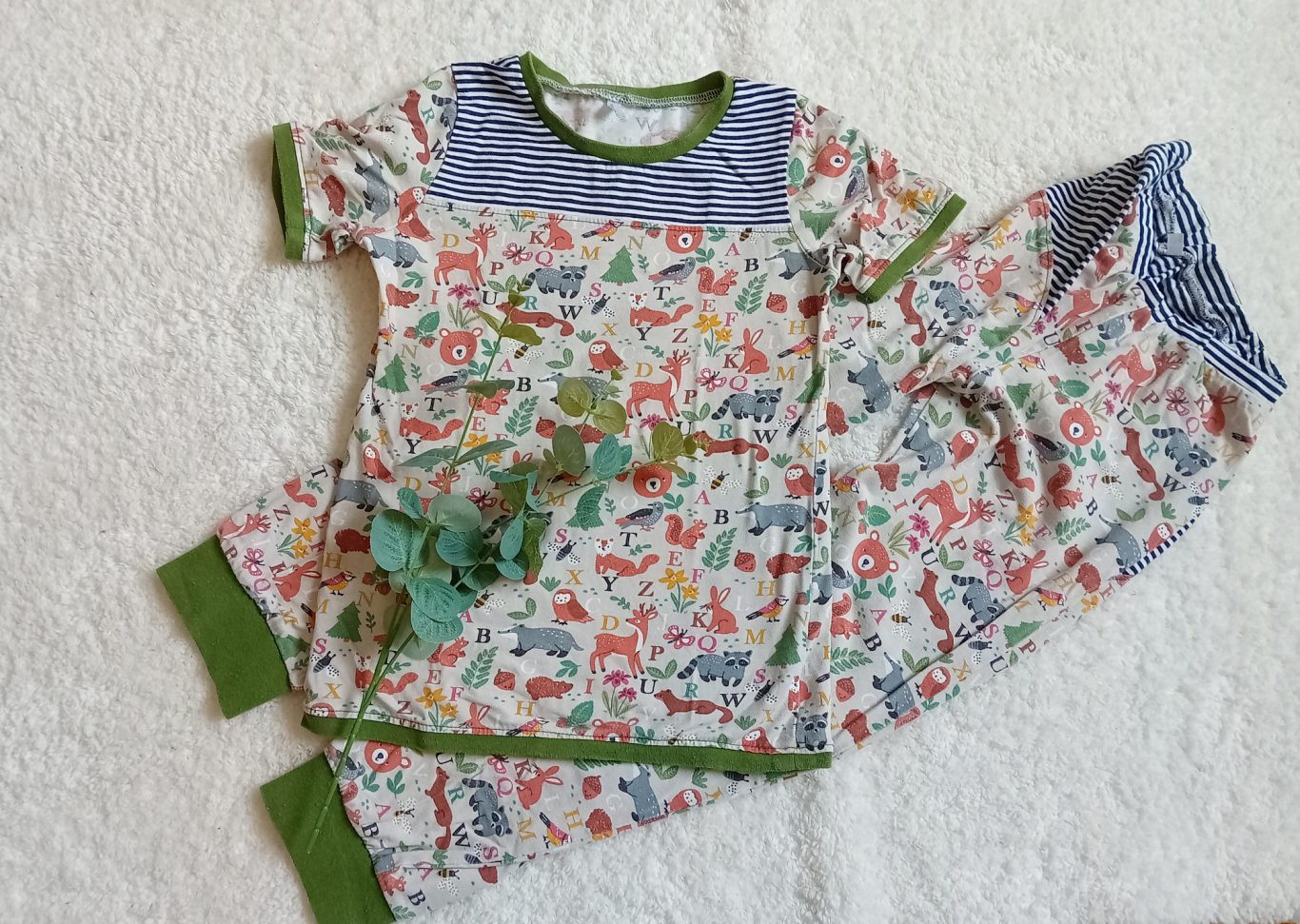 Schlafanzug Hose & Shirt