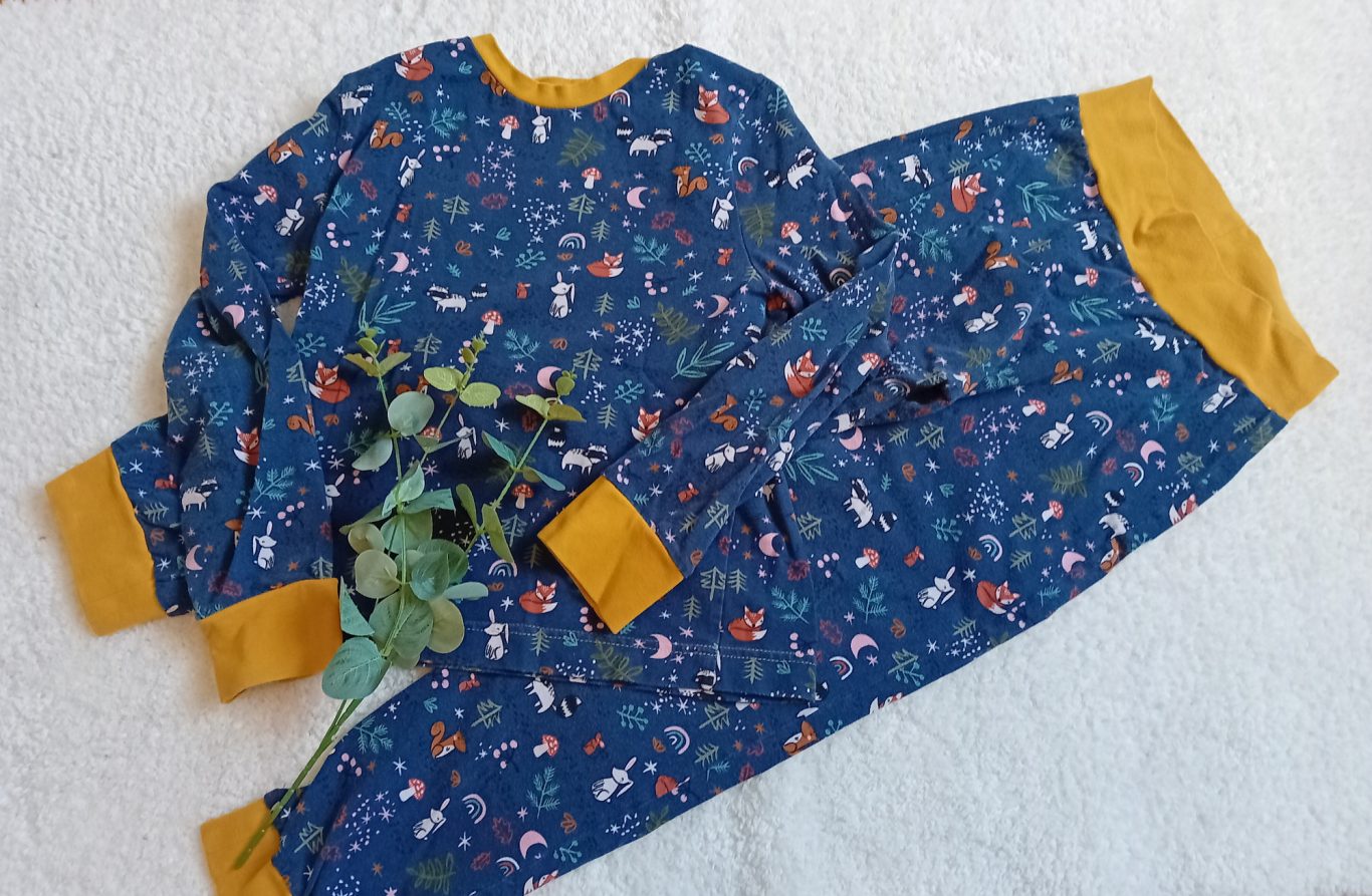Schlafanzug Hose & Shirt