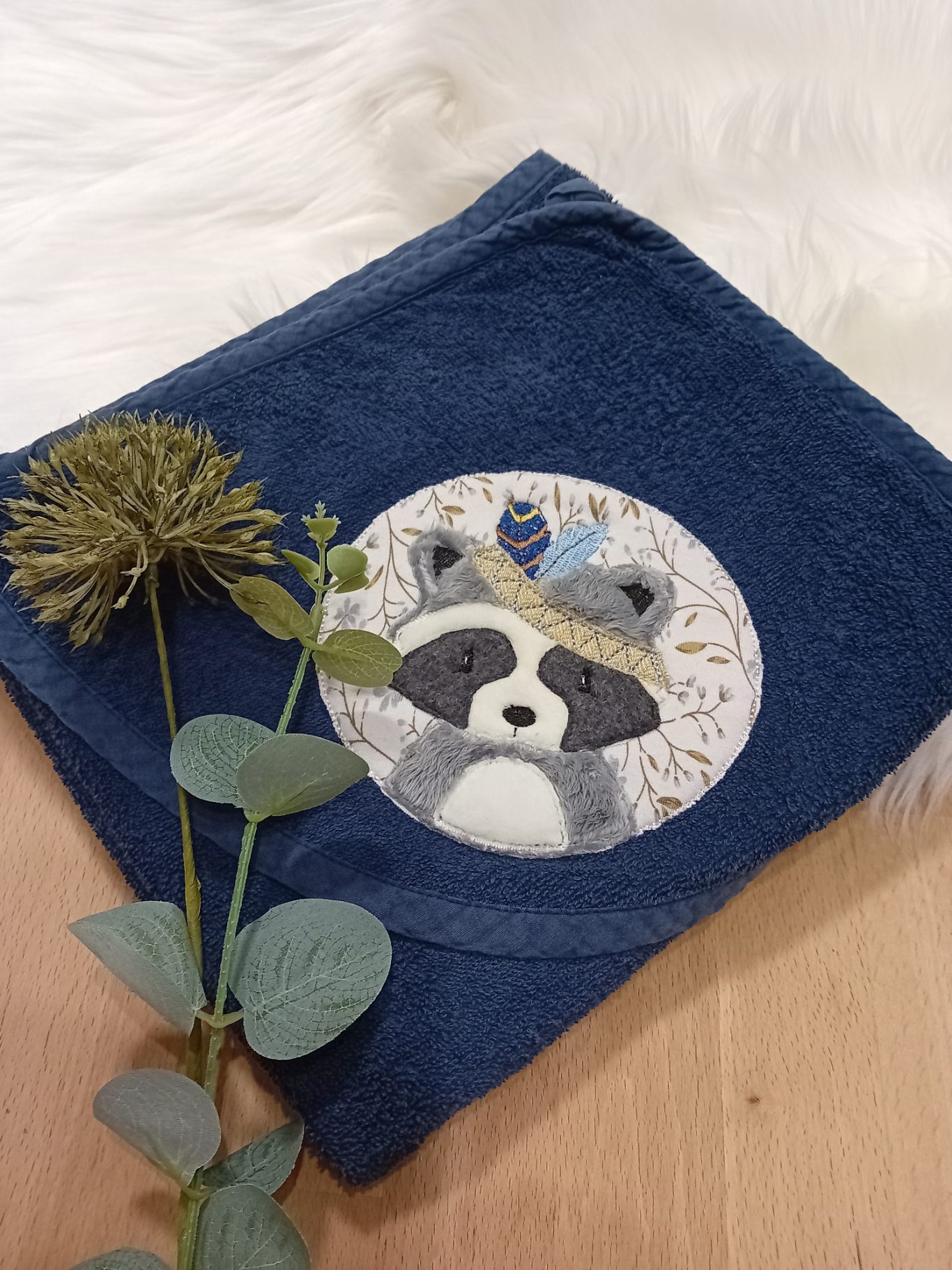 BohoWaschbär, Stickdatei von Stickherz