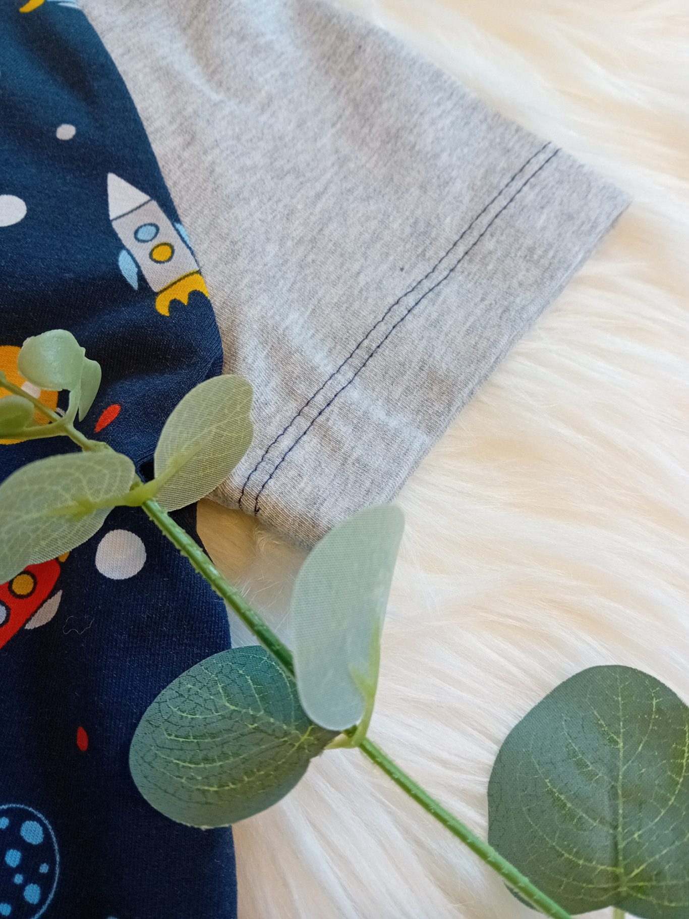 Ärmel kürzen, Saum (Zwillingsnaht)